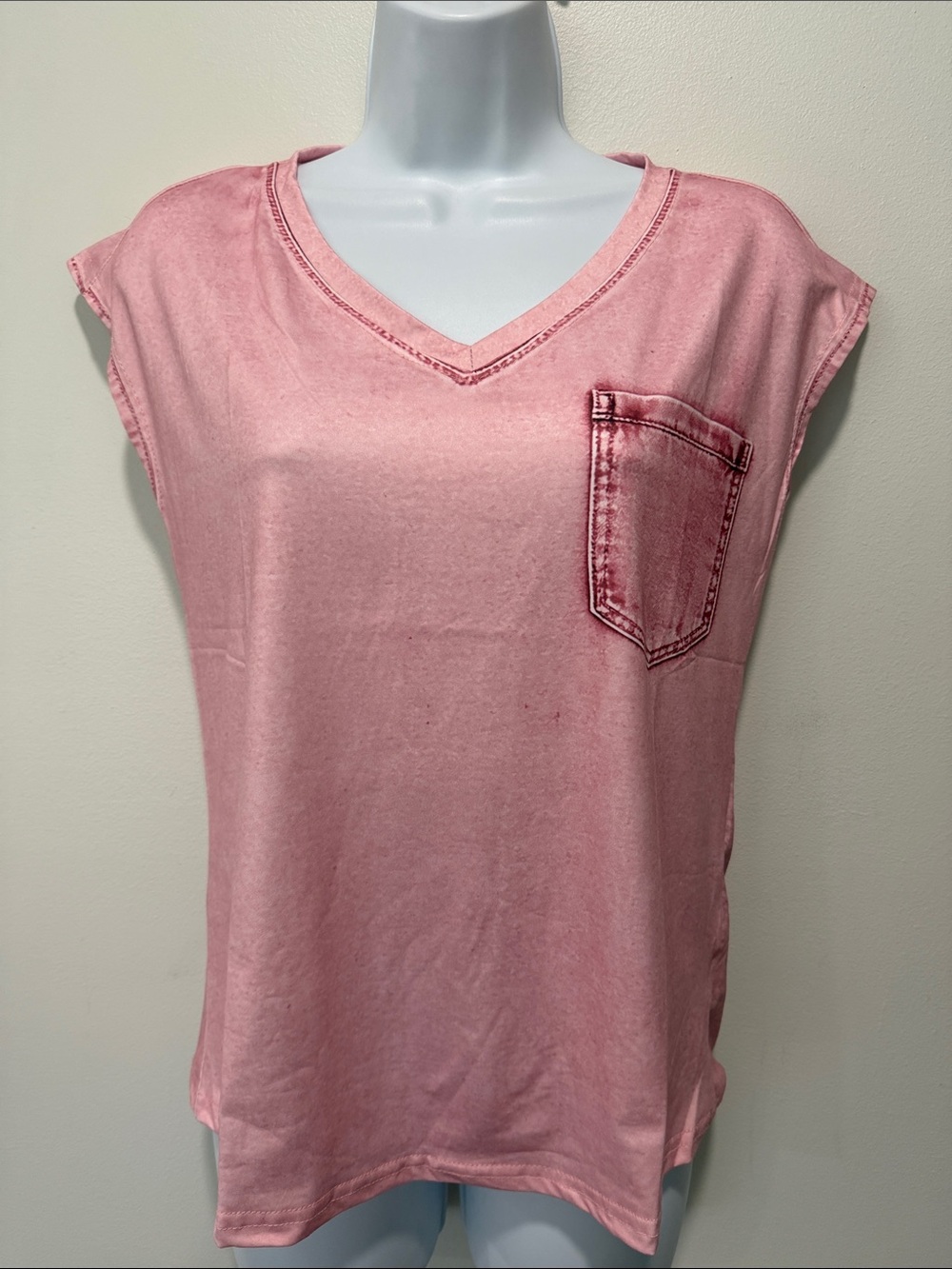 V-Neck Pocket Top - Pink
